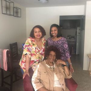 Meet your Posher, Bernadette